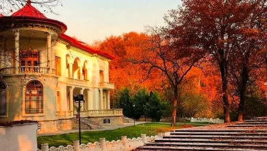 نمای اصلی کاخ سعدآباد با معماری تاریخی و برجسته در تهران