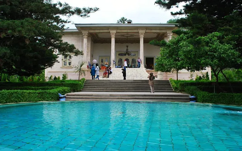 نمای زیبای کاخ مرمر